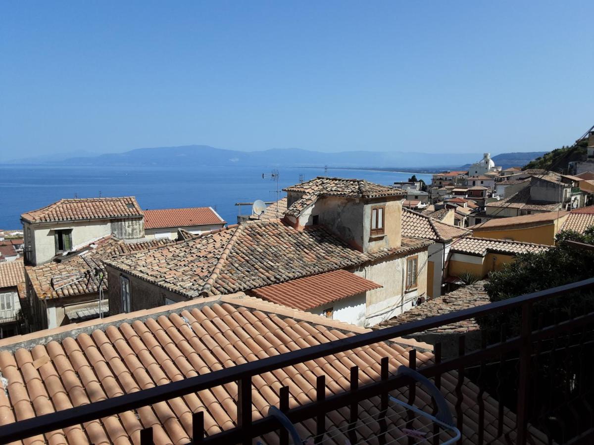 "Lo Studiolo" Apartment Pizzo  Zewnętrze zdjęcie