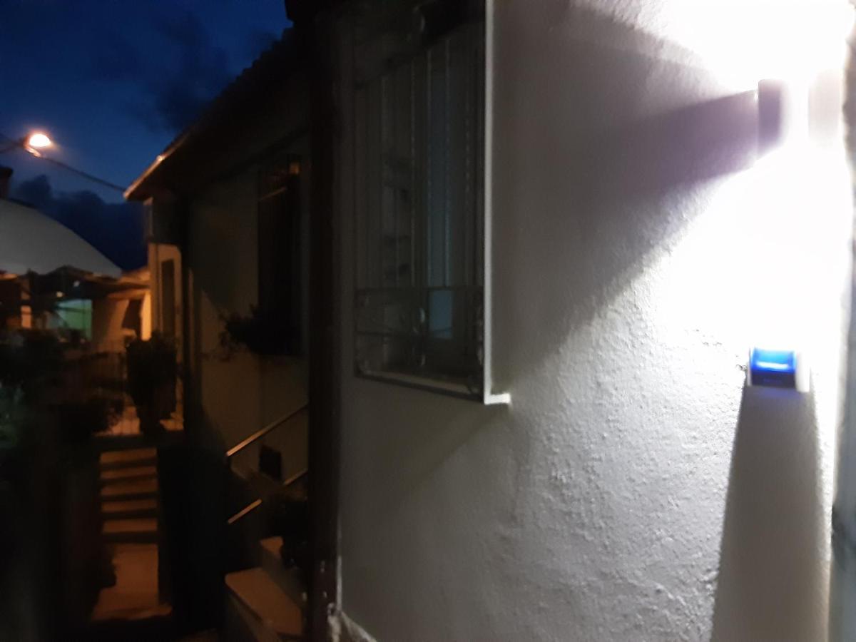 "Lo Studiolo" Apartment Pizzo  Zewnętrze zdjęcie