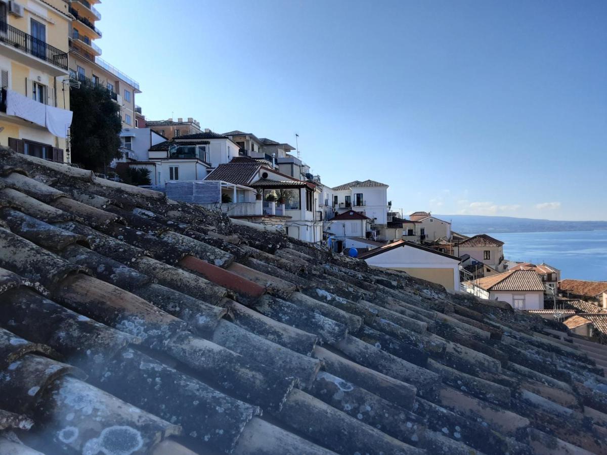 "Lo Studiolo" Apartment Pizzo  Zewnętrze zdjęcie