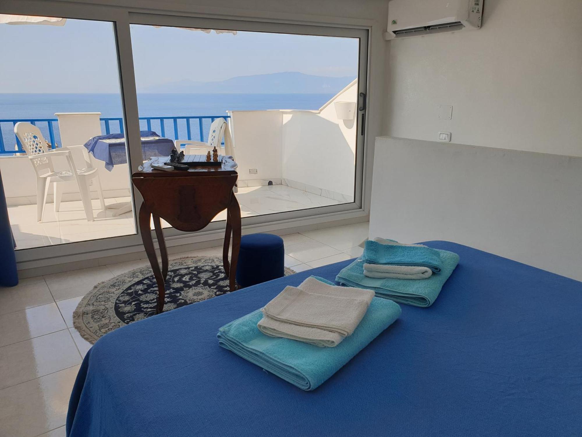 "Lo Studiolo" Apartment Pizzo  Zewnętrze zdjęcie